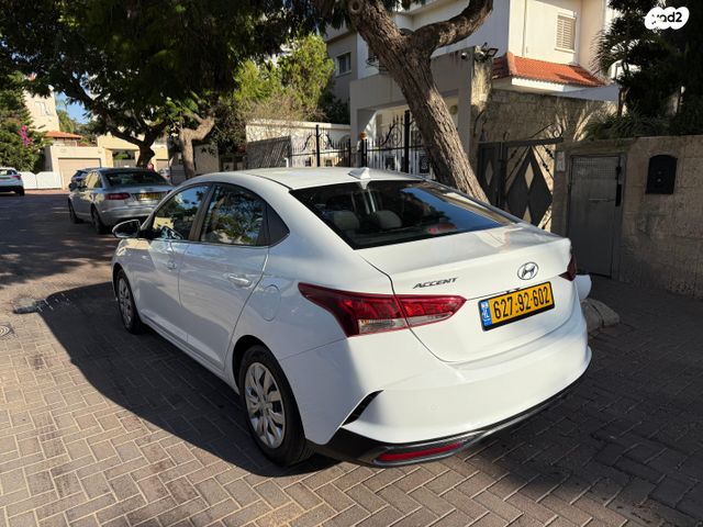 יונדאי אקסנט i25