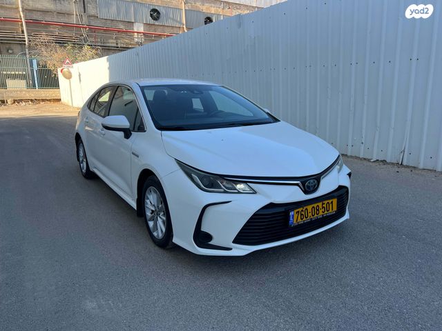 טויוטה קורולה