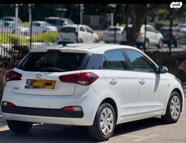 יונדאי i20
