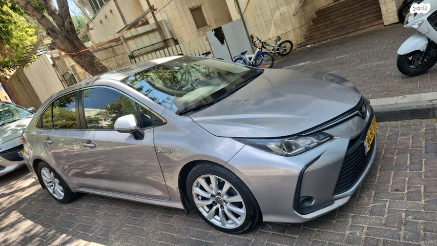 טויוטה קורולה