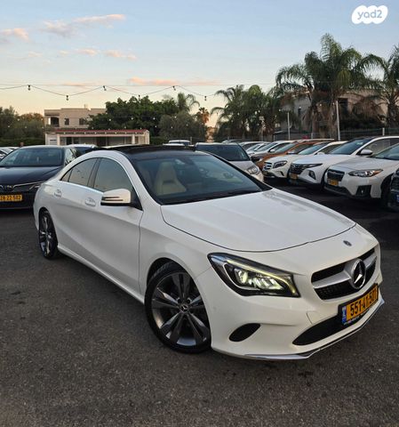 מודעת רכב מרצדס-בנץ CLA