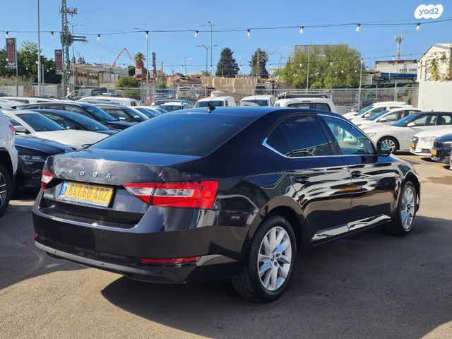 סקודה סופרב