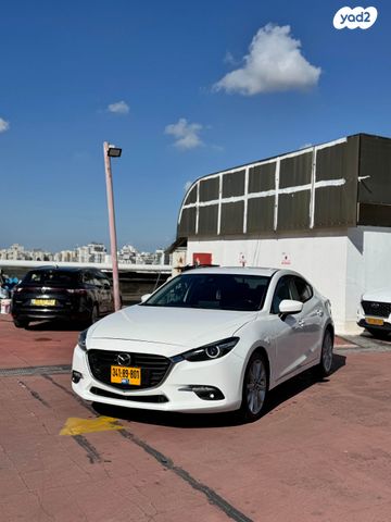 מודעת רכב מאזדה 3