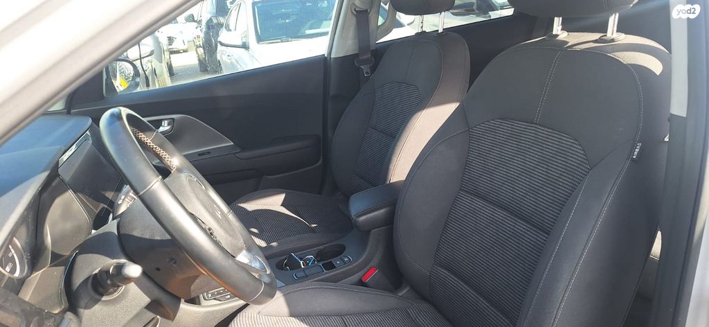 קיה נירו פלוס