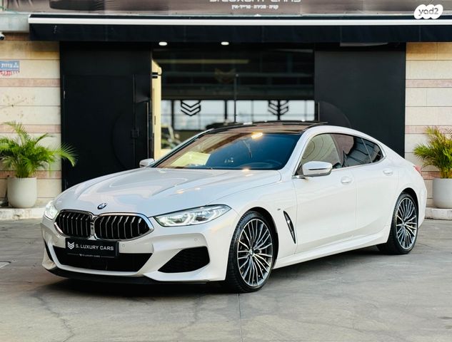 מודעת רכב ב מ וו סדרה 8