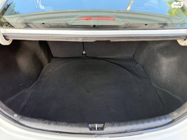 יונדאי אקסנט i25