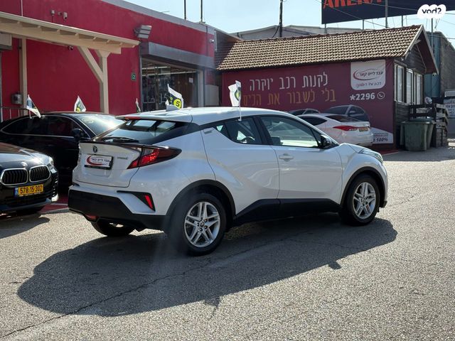 טויוטה C-HR