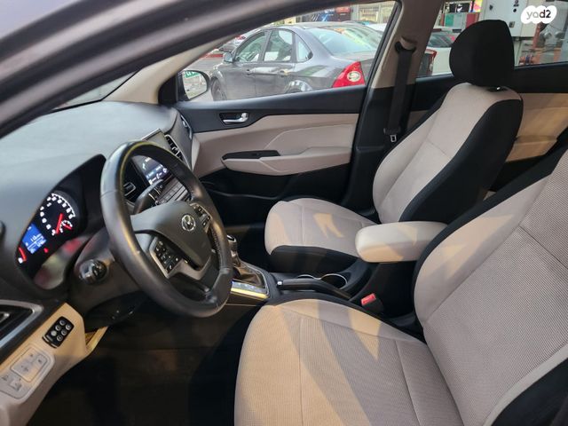 יונדאי אקסנט i25