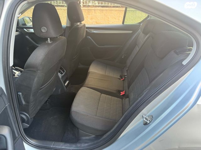 סקודה אוקטביה 