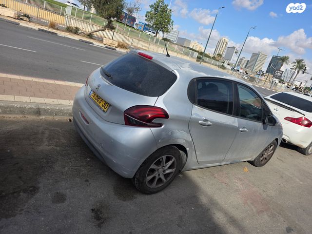 מודעת רכב פיג'ו 208