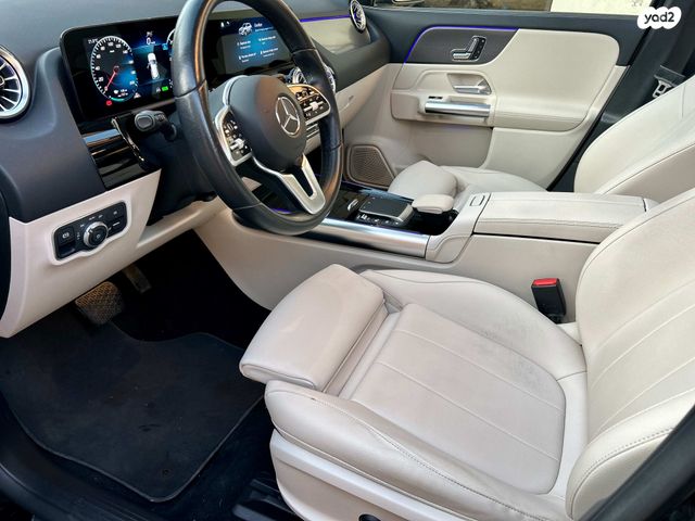 מרצדס-בנץ EQA