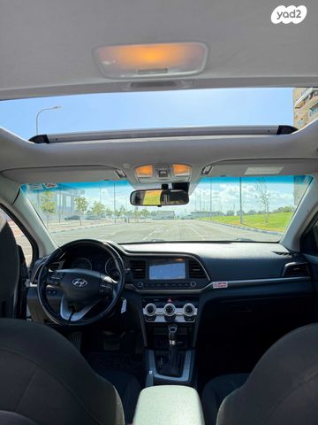 יונדאי אלנטרה