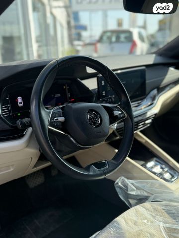 סקודה אוקטביה