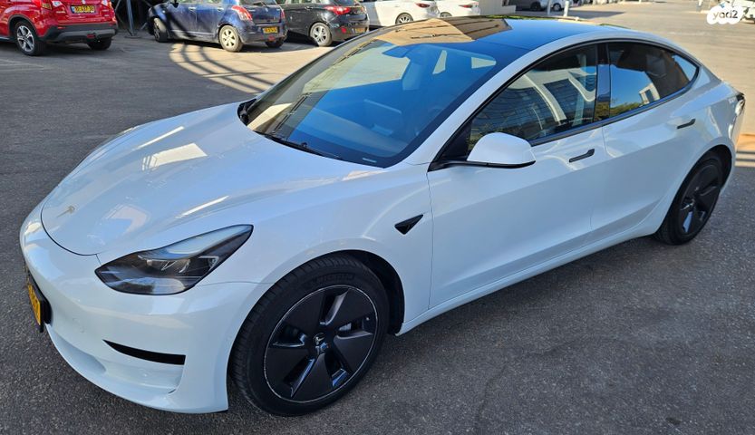 מודעת רכב טסלה מודל 3 1