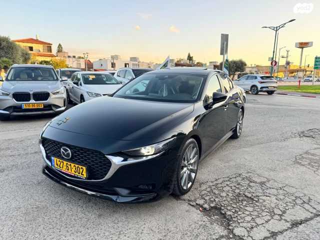 מודעת רכב מאזדה 3