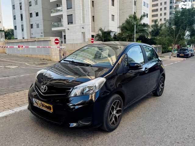 מודעת רכב טויוטה יאריס