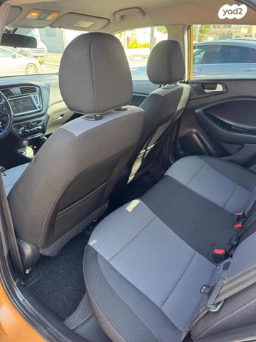 יונדאי I20 קרוס