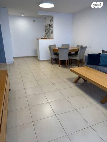 דירה, ניצן 6, נווה רבין, אור יהודה