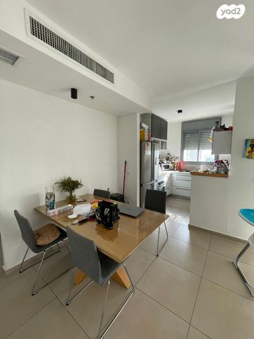 דירה, נווה יהושע 55, נווה יהושע, ערמונים, רמת גן