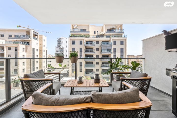 דירה, שלום שבזי 1, משכנות האומנים, קרית מוצקין