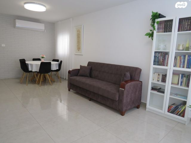 דירה, הבעש"ט 13, נאות רחל, חולון