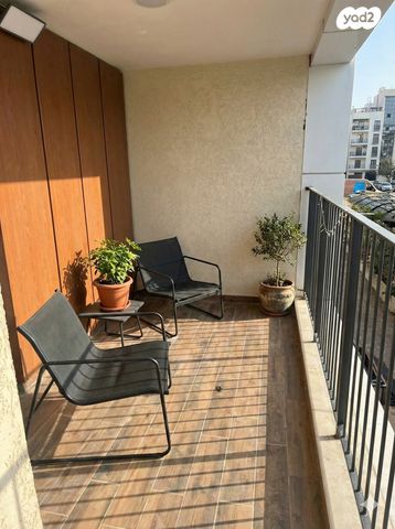 דירה, בארט 11, נווה אביבים, תל אביב יפו