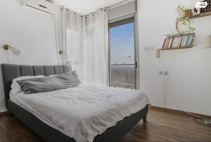 דירה, שדרות מקס ואמפרו שיין 10, רחובות החדשה, רחובות