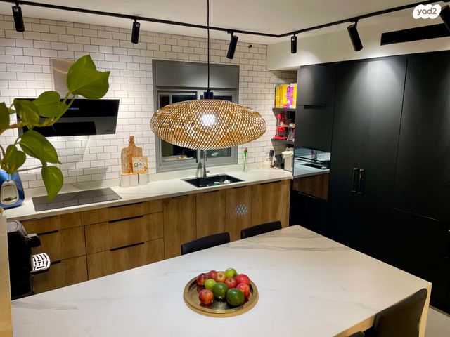 דירת גן, יקינטון 22, גבעת הרקפות, קרית ביאליק