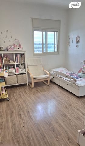 דירה, סנונית 13, גבעת אלונים, קרית אתא