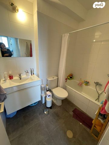 דירה, נווה יהושע 55, נווה יהושע, ערמונים, רמת גן