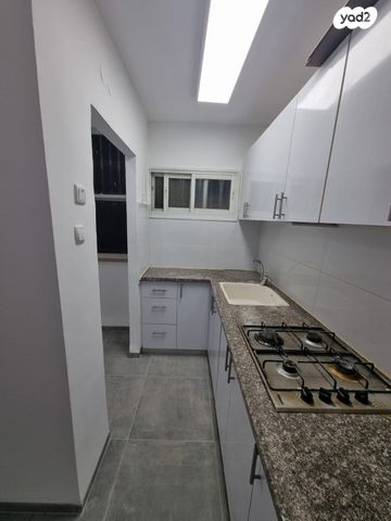 דירה, ז'בוטינסקי 39, מוצקין הותיקה, קרית מוצקין