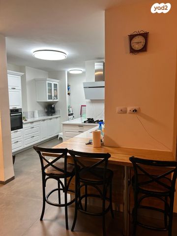 דירה, מורן 7, שיכון עובדים, טבריה