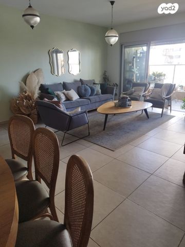 הרב ישעיהו משורר 12