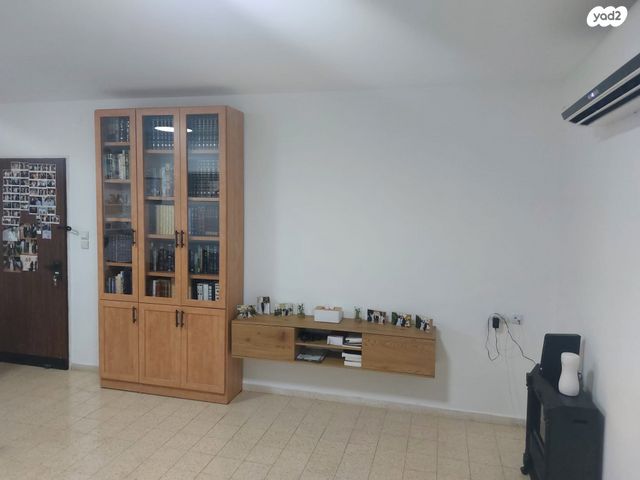 דירה, תרשיש 527, גילה, ירושלים