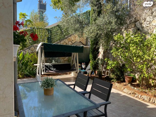 דו משפחתי, המכבים 11, המכבים, גבעת זאב