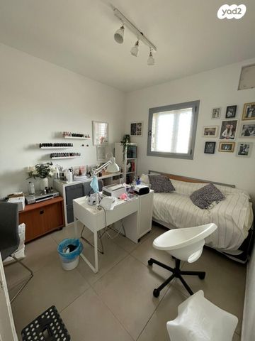 דירה, נווה יהושע 55, נווה יהושע, ערמונים, רמת גן