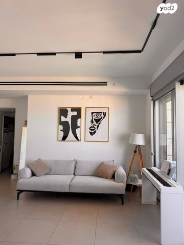 דירה, קרל פופר 15, קרית המדע, נתניה