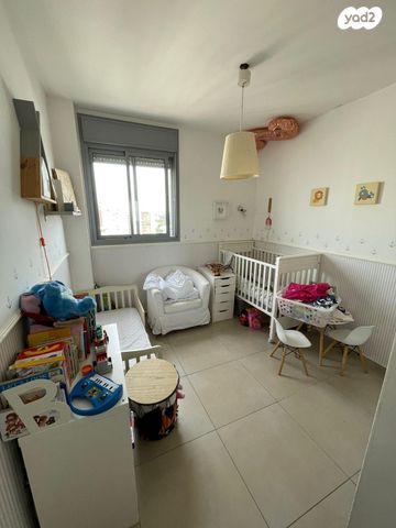 דירה, נווה יהושע 55, נווה יהושע, ערמונים, רמת גן