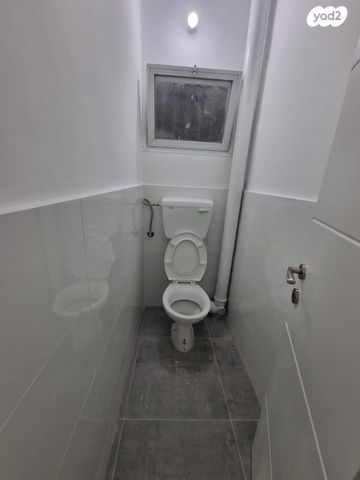 דירה, ז'בוטינסקי 39, מוצקין הותיקה, קרית מוצקין