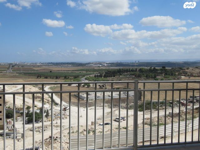 דירת גן, הנרקיסים 6, רכסים, רכסים