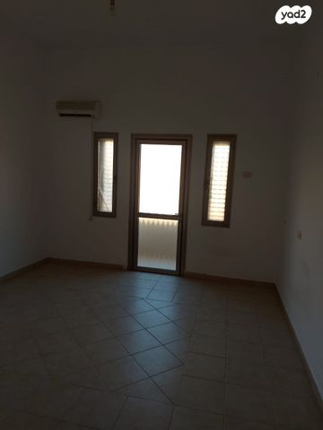 דירה, הגיבורים 32, חליסה, חיפה