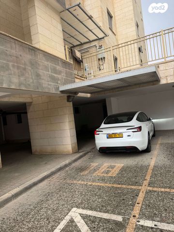 גג/ פנטהאוז, הלילך 1, הפרחים, קרית גת