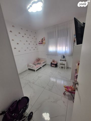 דירה, לבוצקין 12, מרכז העיר, חדרה