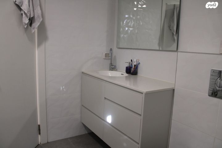 דירת גן, הדרור 50, נאות בן גוריון, יבנה