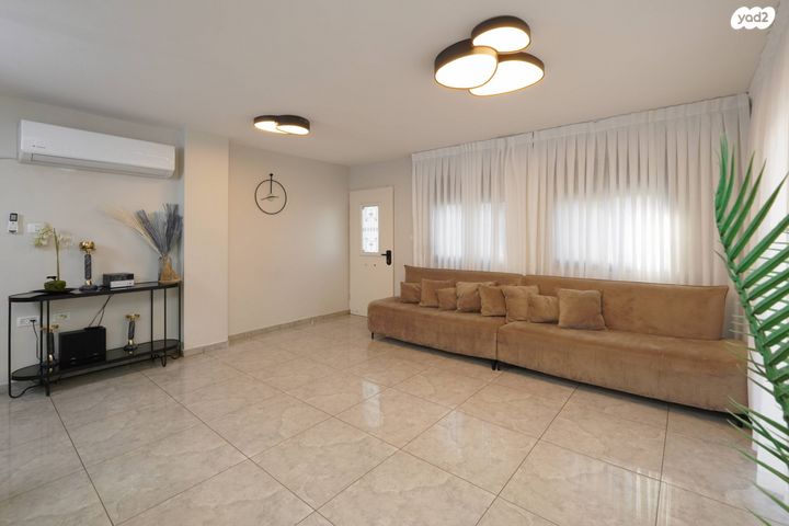 דופלקס, מצדה 3, שיכון ב, טבריה