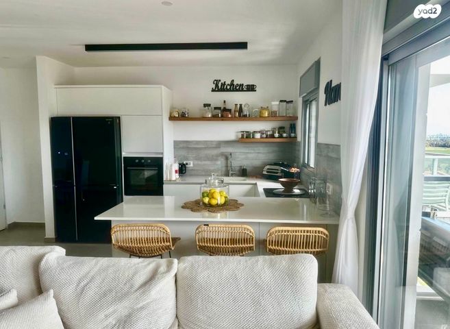 דירה, חרמון 16, נאות שז"ר, יבנה