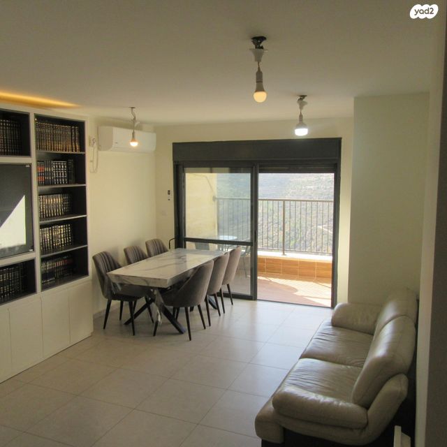 דירה, הר מוריה 8, אגן האיילות, גבעת זאב