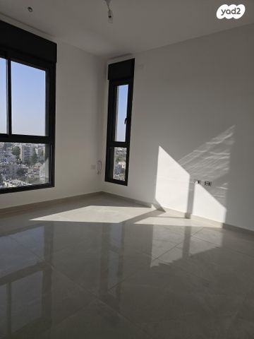 דירה, הכלנית 5, קרית גיורא, אור יהודה