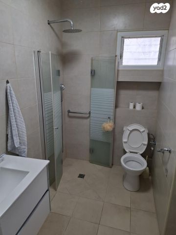 דירה, ד"ר אברהם אליהו הרכבי 1, תל חיים, תל אביב יפו