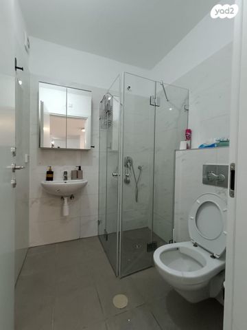 דירה, כ' בחשוון 1, בית אל, בית אל